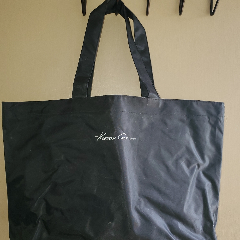 Kenneth Cole bag